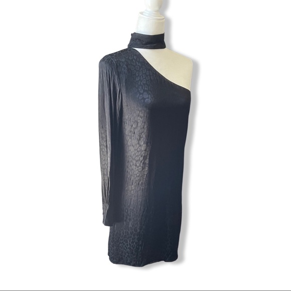 Sincerely Jules One Shoulder Black Mini Dress - Picture 4 of 6